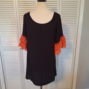 Umgee Halloween Black Gauzy Tunic Top with Orange Crochet Lace Sleeves Med *D3